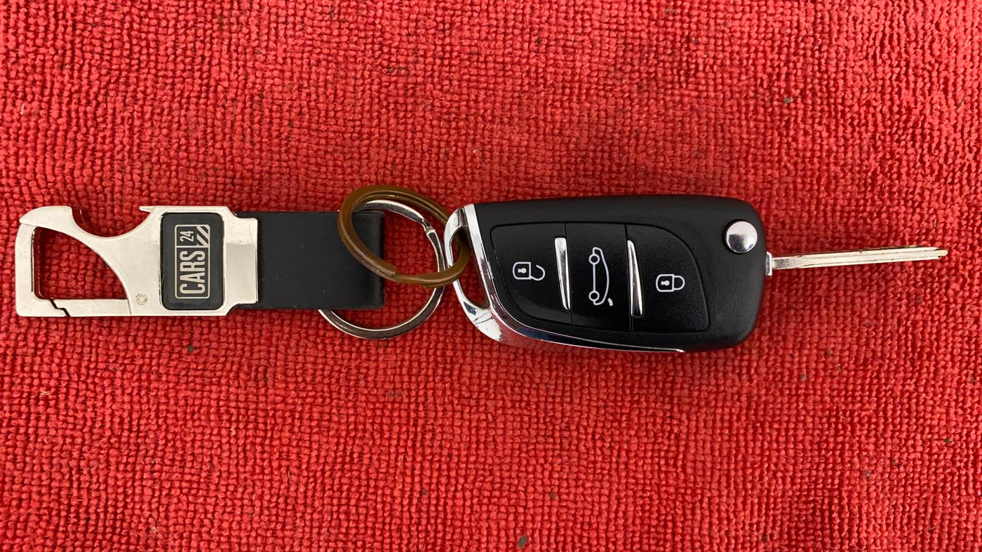 2011 Hyundai i20 MAGNA O 1.2, Petrol, Manual, 24,554 km, Key Close Up