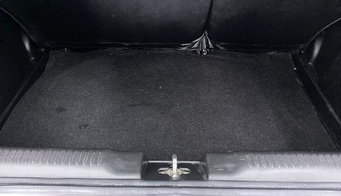 2018 Maruti Swift ZXI (AMT), Petrol, Automatic, 39,183 km, Boot Inside