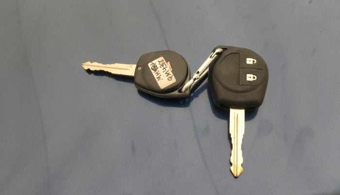 2018 Maruti Baleno DELTA PETROL 1.2, Petrol, Manual, 53,369 km, Key Close Up