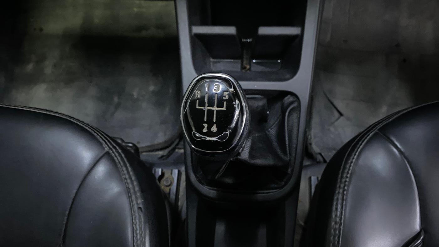 2019 Renault Kwid RXT 0.8, Petrol, Manual, 84,612 km, Gear Lever