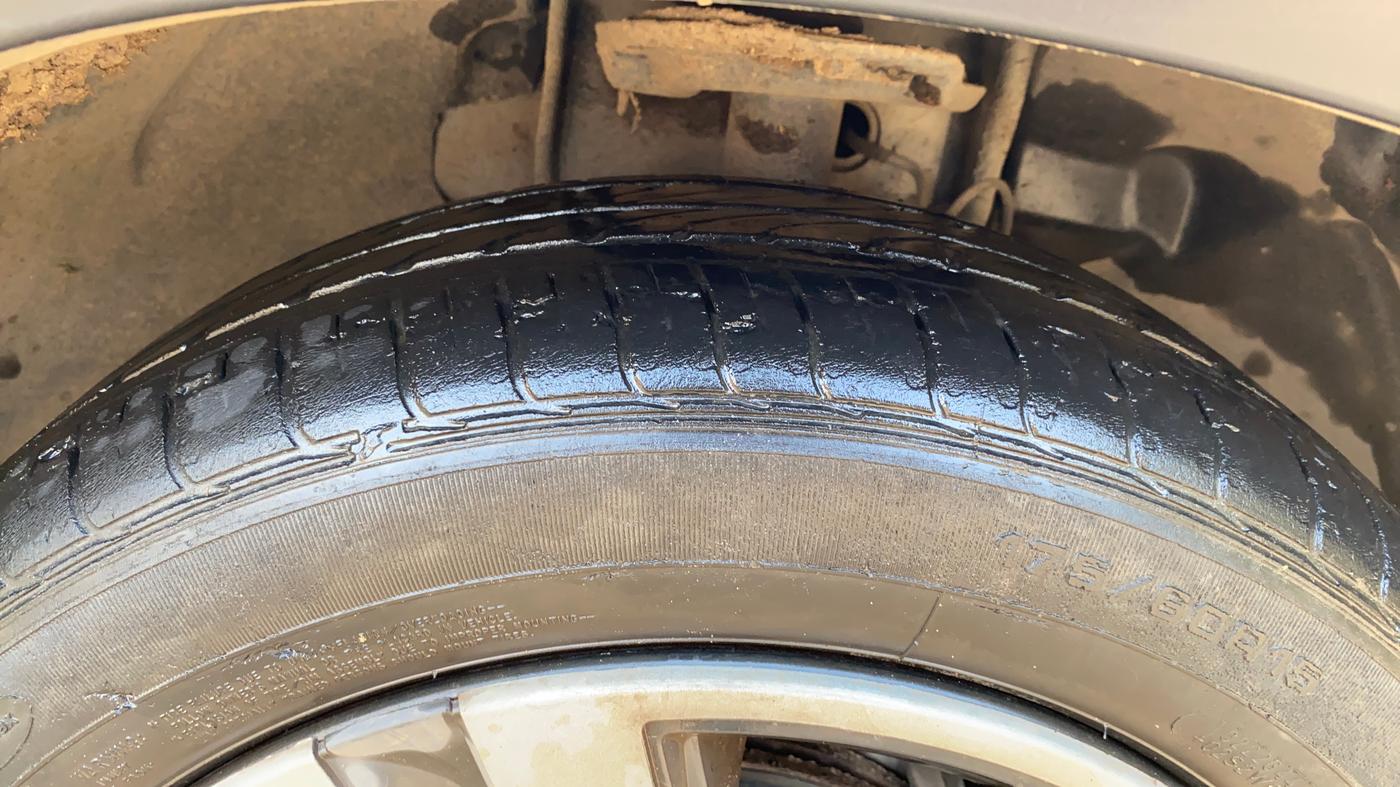 2022 Tata TIAGO NRG XZ AMT, Petrol, Automatic, 22,842 km, Right Front Tyre Tread