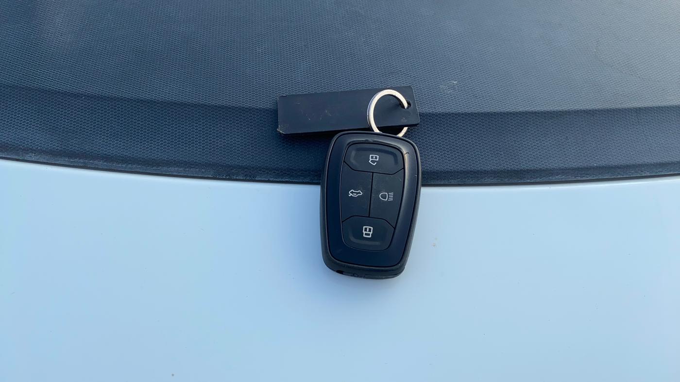 2022 Tata TIAGO NRG XZ AMT, Petrol, Automatic, 22,842 km, Key Close Up