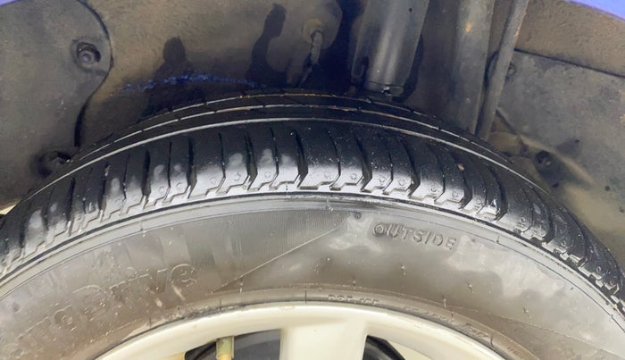 2014 Tata Zest XT 90PS DIESEL, Diesel, Manual, 64,879 km, Left Rear Tyre Tread