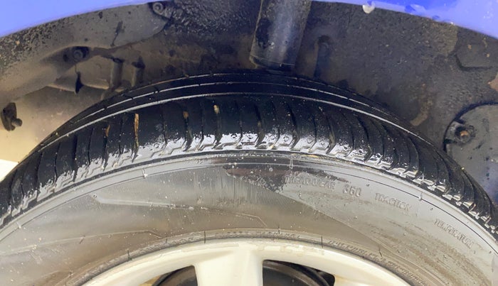 2014 Tata Zest XT 90PS DIESEL, Diesel, Manual, 64,879 km, Right Rear Tyre Tread