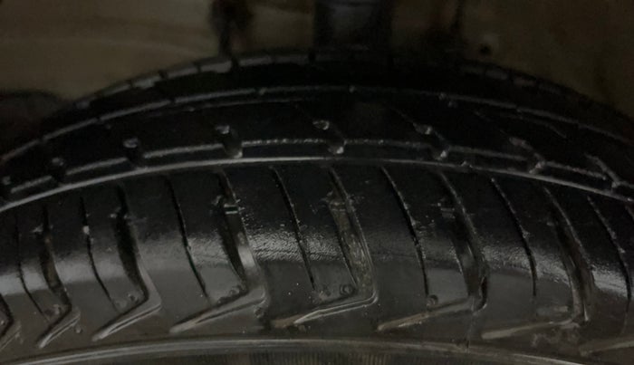 2023 Maruti Alto K10 VXI PLUS, Petrol, Manual, 10,370 km, Left Front Tyre Tread