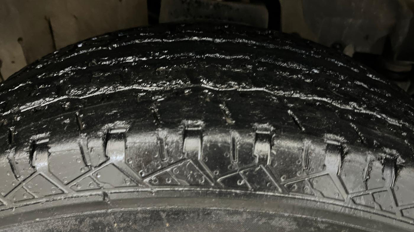 2021 Mahindra Thar LX D AT 4WD HT, Diesel, Automatic, 60,731 km, Right Front Tyre Tread