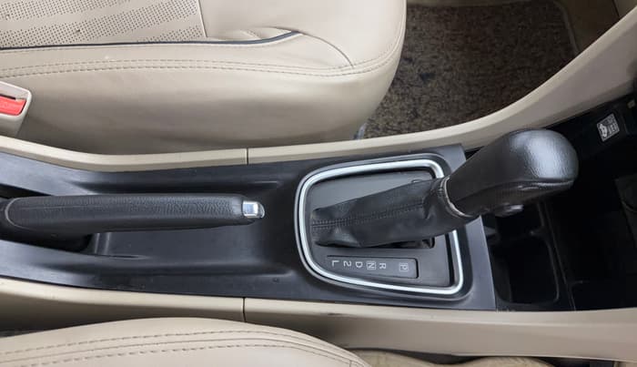 2022 Maruti Ciaz DELTA AT 1.5 SHVS PETROL, Petrol, Automatic, 55,011 km, Gear Lever
