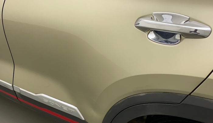 2020 KIA SONET GTX PLUS 1.0 DCT, Petrol, Automatic, 30,728 km, Rear left door - Minor scratches