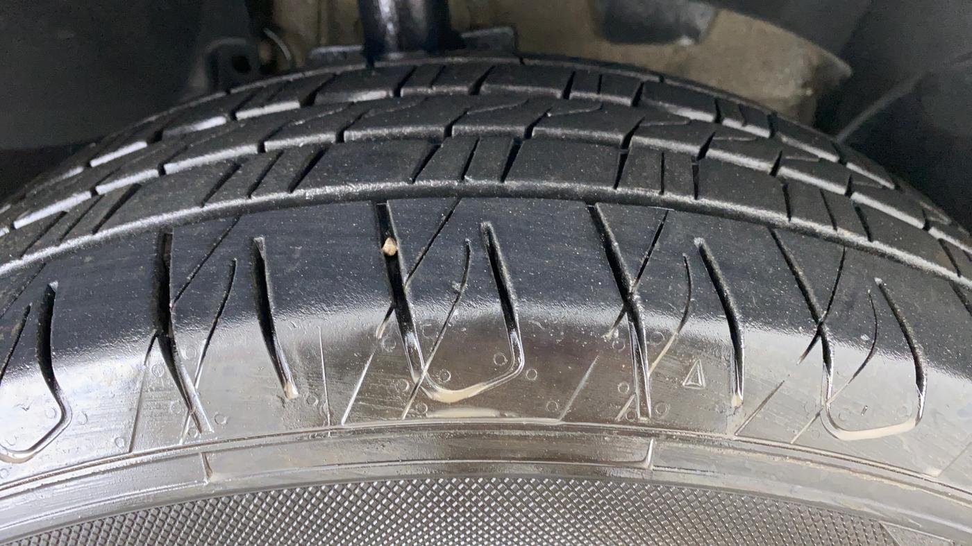 2018 Renault Duster 110 PS RXZ DIESEL, Diesel, Manual, 83,534 km, Right Front Tyre Tread