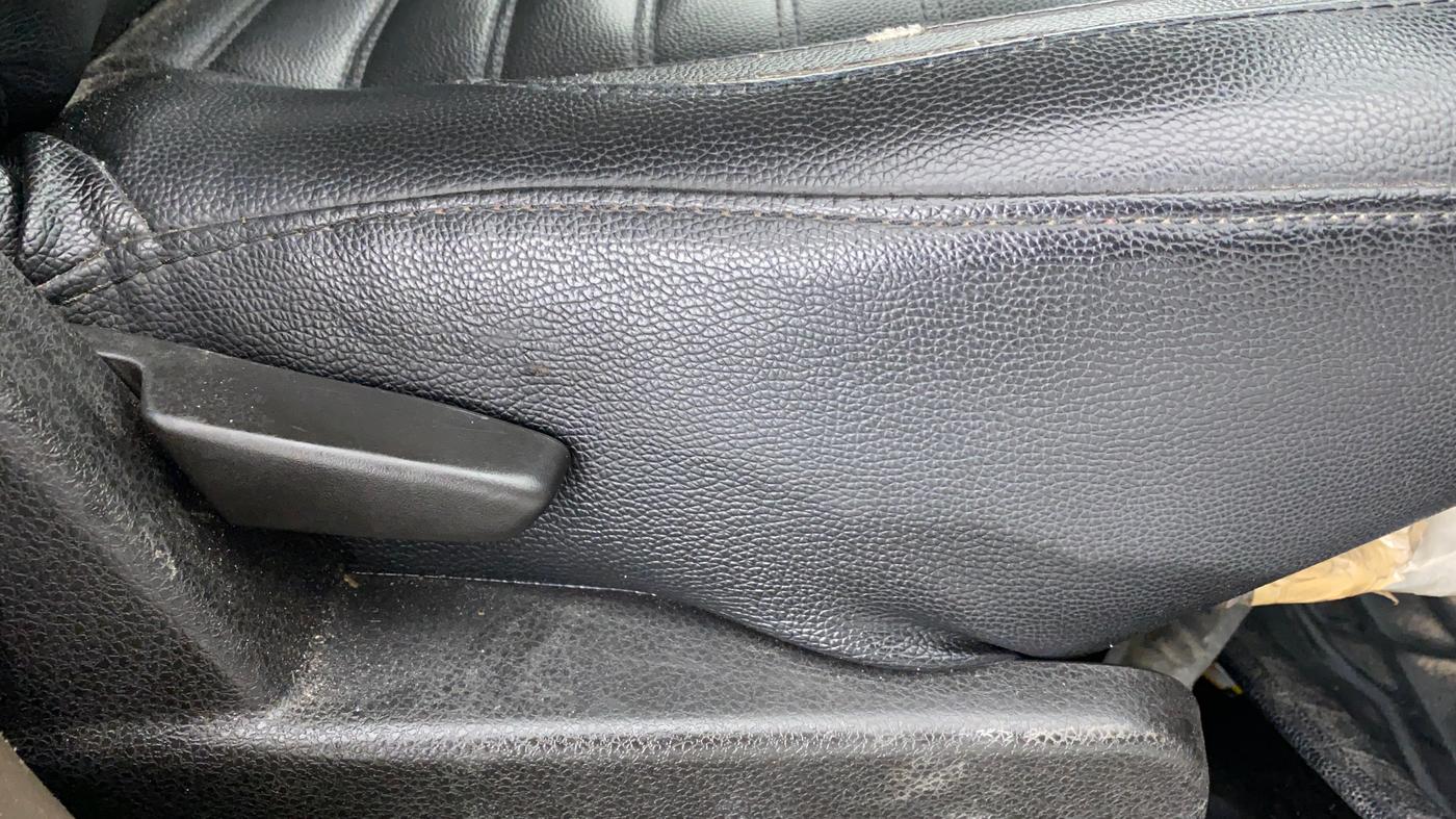 2018 Renault Duster 110 PS RXZ DIESEL, Diesel, Manual, 83,534 km, Driver Side Adjustment Panel