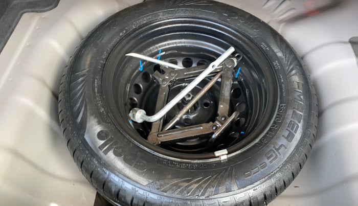 2020 Hyundai AURA SX PLUS 1.2 AMT, Petrol, Automatic, 19,219 km, Spare Tyre