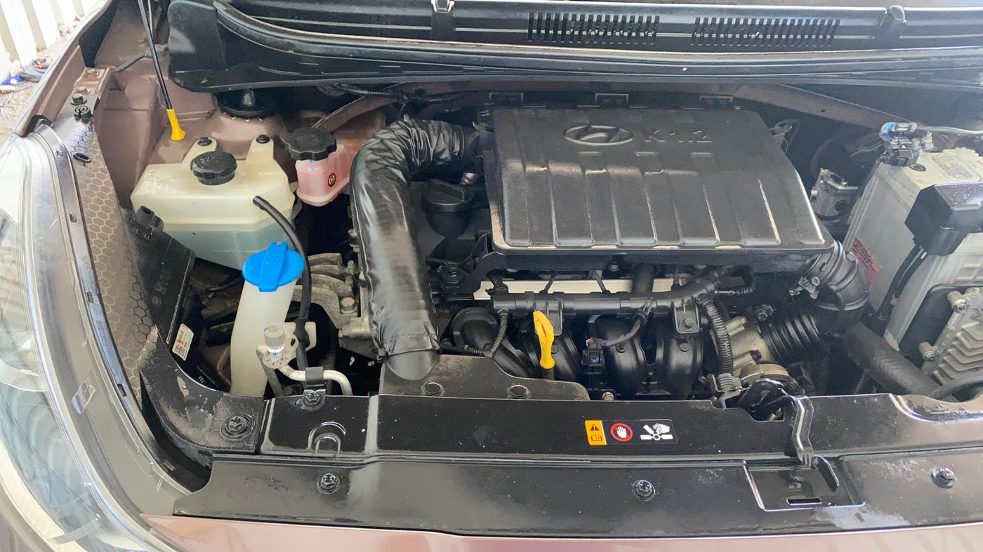 2020 Hyundai AURA SX PLUS 1.2 AMT, Petrol, Automatic, 19,219 km, Engine View - Right