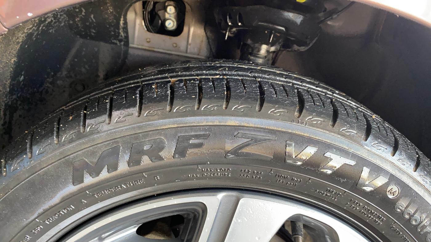 2020 Hyundai AURA SX PLUS 1.2 AMT, Petrol, Automatic, 19,219 km, Left Front Tyre Tread