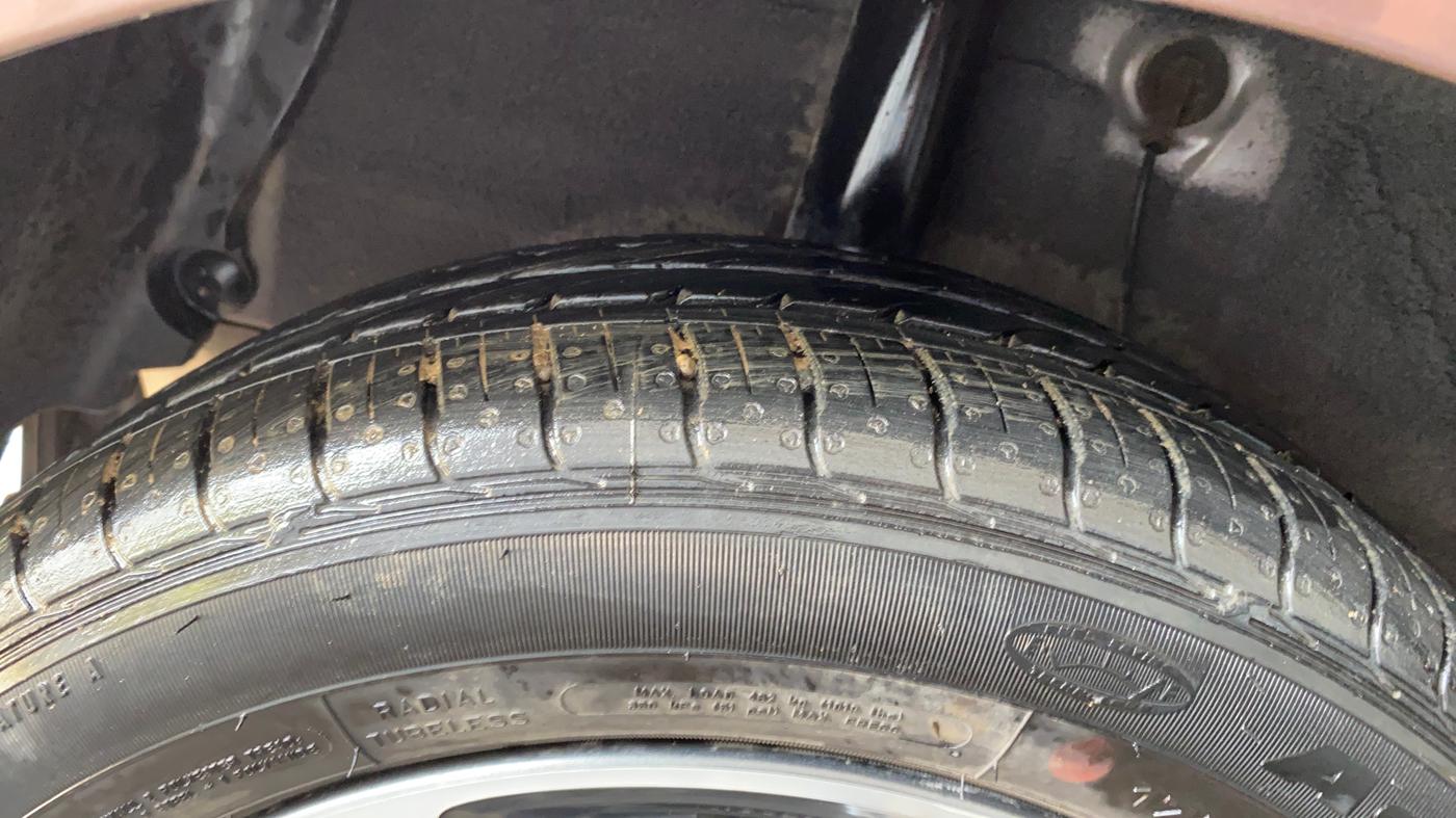2020 Hyundai AURA SX PLUS 1.2 AMT, Petrol, Automatic, 19,219 km, Right Rear Tyre Tread