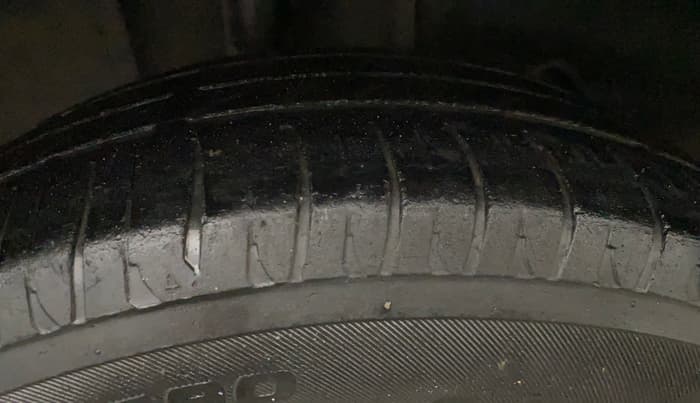 2019 Tata Tiago XZ DIESEL, Diesel, Manual, 1,16,238 km, Right Rear Tyre Tread