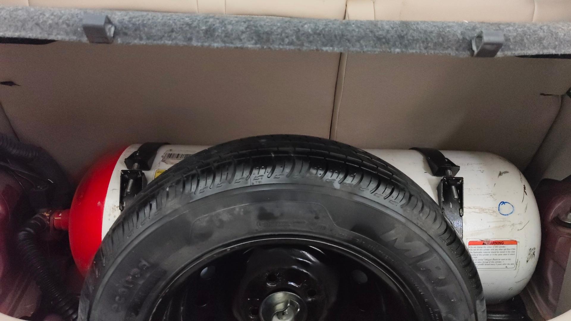 camera-Spare-Tyre
