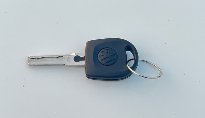 2021 Volkswagen Polo TRENDLINE 1.0L, Petrol, Manual, 32,123 km, Key Close Up