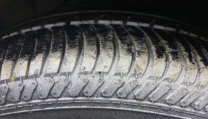 2018 Ford Ecosport TREND + 1.5L PETROL AT, Petrol, Automatic, 48,168 km, Left Front Tyre Tread