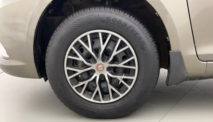 2015 Maruti Swift Dzire VXI, Petrol, Manual, 63,947 km, Left Front Wheel