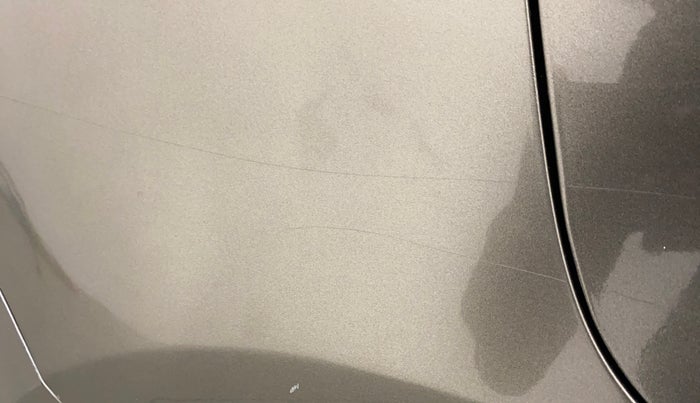 2015 Maruti Swift Dzire VXI, Petrol, Manual, 63,947 km, Right quarter panel - Minor scratches
