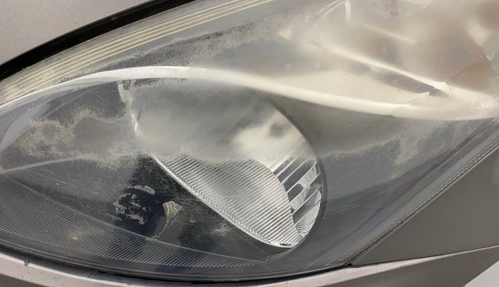 2015 Maruti Swift Dzire VXI, Petrol, Manual, 63,947 km, Left headlight - Minor scratches