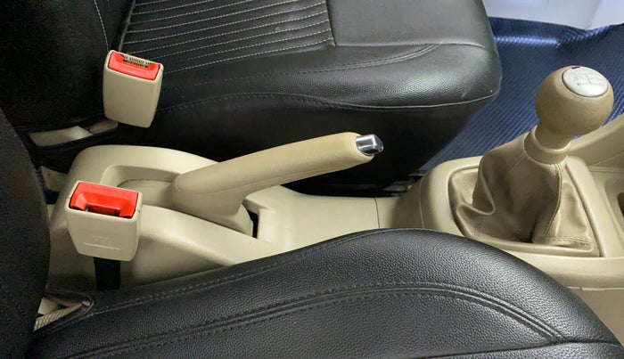 2015 Maruti Swift Dzire VXI, Petrol, Manual, 63,947 km, Gear Lever