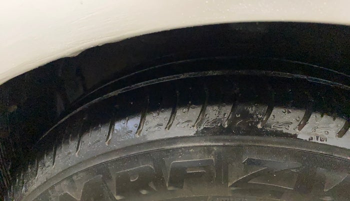 2015 Hyundai Verna FLUIDIC 4S 1.6 VTVT S, Petrol, Manual, 79,966 km, Left Front Tyre Tread