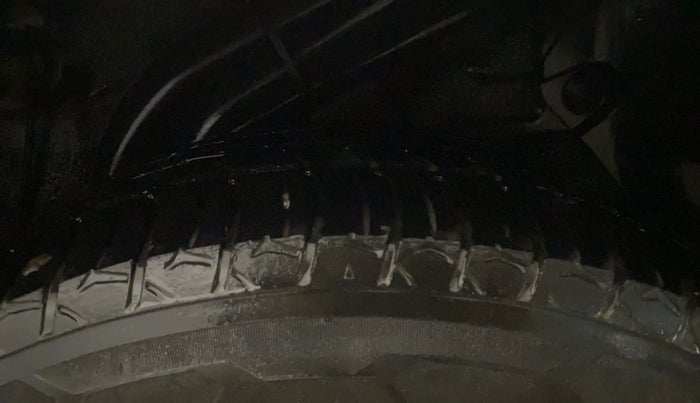 2015 Hyundai Verna FLUIDIC 4S 1.6 VTVT S, Petrol, Manual, 79,966 km, Left Rear Tyre Tread