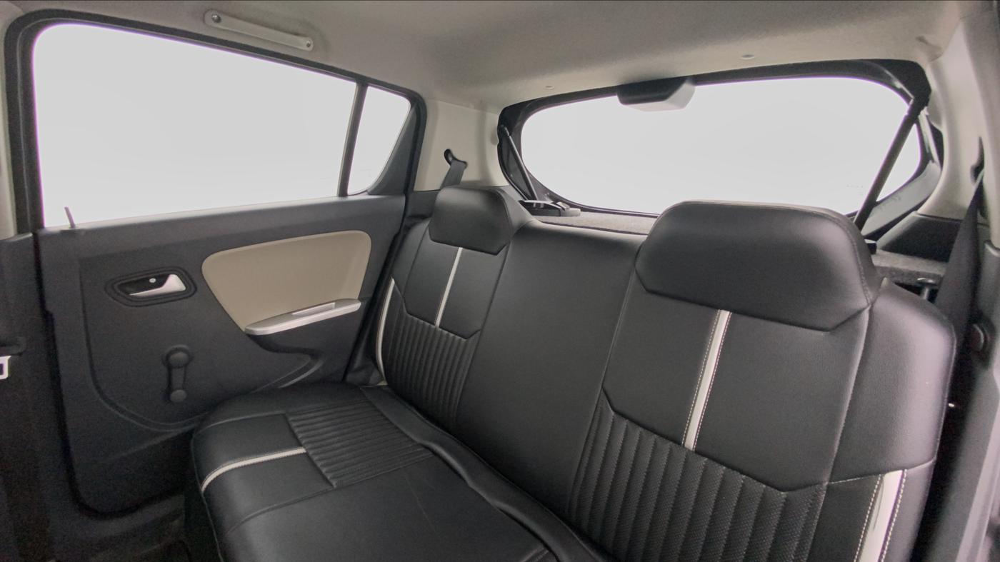 2019 Maruti Alto K10 VXI P, Petrol, Manual, 13,633 km, Right Side Door Cabin View