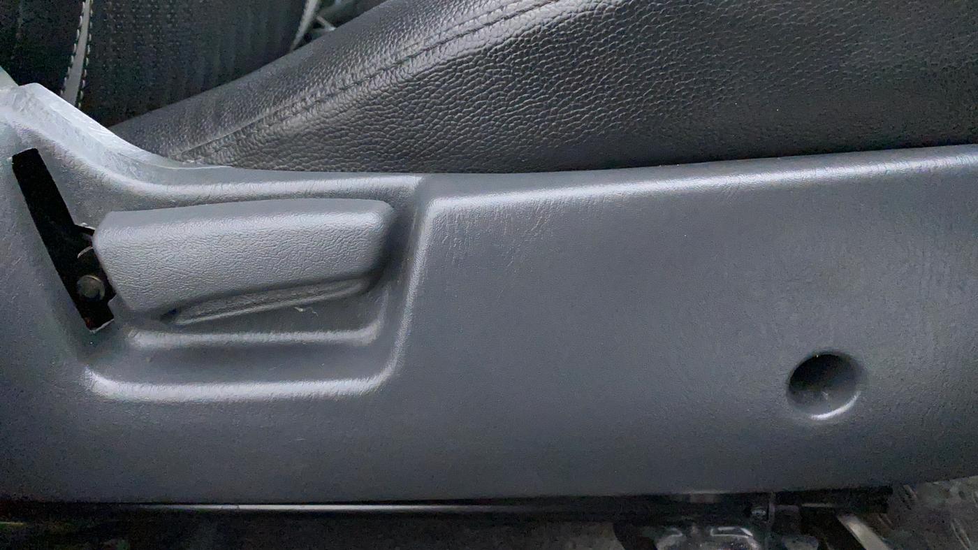 2019 Maruti Alto K10 VXI P, Petrol, Manual, 13,633 km, Driver Side Adjustment Panel