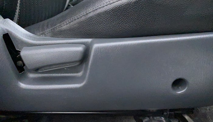 2019 Maruti Alto K10 VXI P, Petrol, Manual, 13,633 km, Driver Side Adjustment Panel
