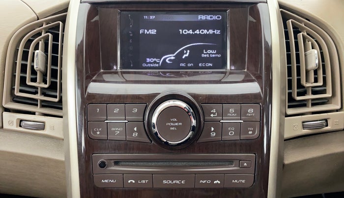2015 Mahindra XUV500 W6 4X2, Diesel, Manual, 52,208 km, Infotainment System