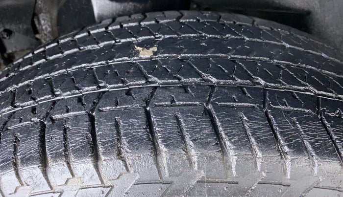 2015 Mahindra XUV500 W6 4X2, Diesel, Manual, 52,208 km, Right Rear Tyre Tread