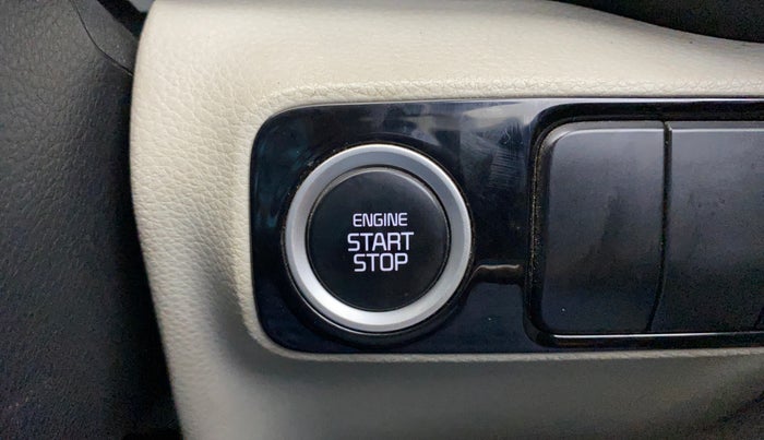 2020 KIA SONET HTX 1.0 IMT, Petrol, Manual, 55,558 km, Keyless Start/ Stop Button