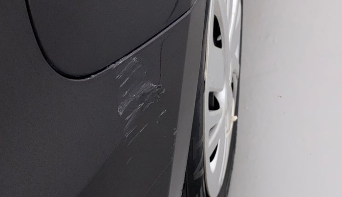 2015 Maruti Swift VXI, Petrol, Manual, 13,241 km, Rear bumper - Minor scratches