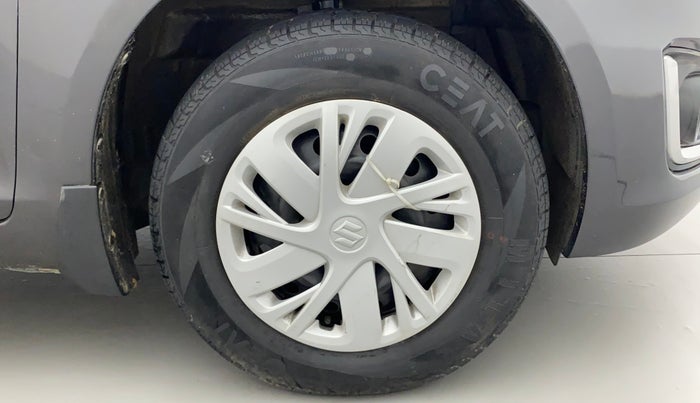 2015 Maruti Swift VXI, Petrol, Manual, 13,241 km, Right Front Wheel