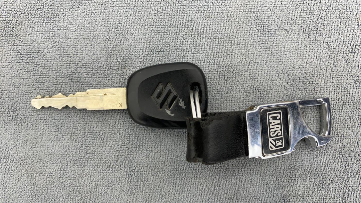 2020 Maruti Dzire LXI, Petrol, Manual, 45,565 km, Key Close Up