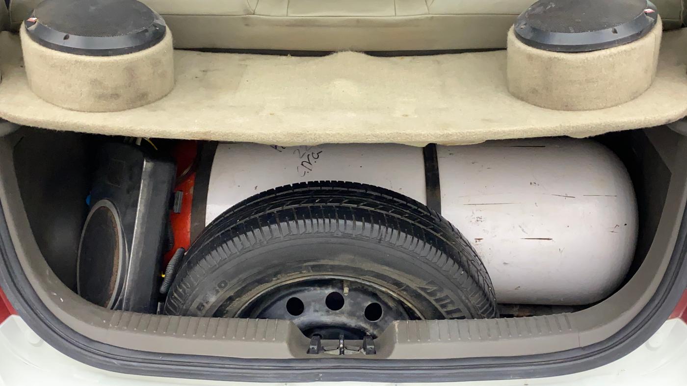 2012 Hyundai i10 MAGNA 1.1, CNG, Manual, 91,448 km, Boot Inside