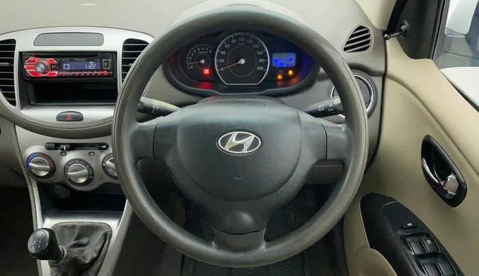 2012 Hyundai i10 MAGNA 1.1, CNG, Manual, 91,448 km, Steering Wheel Close Up