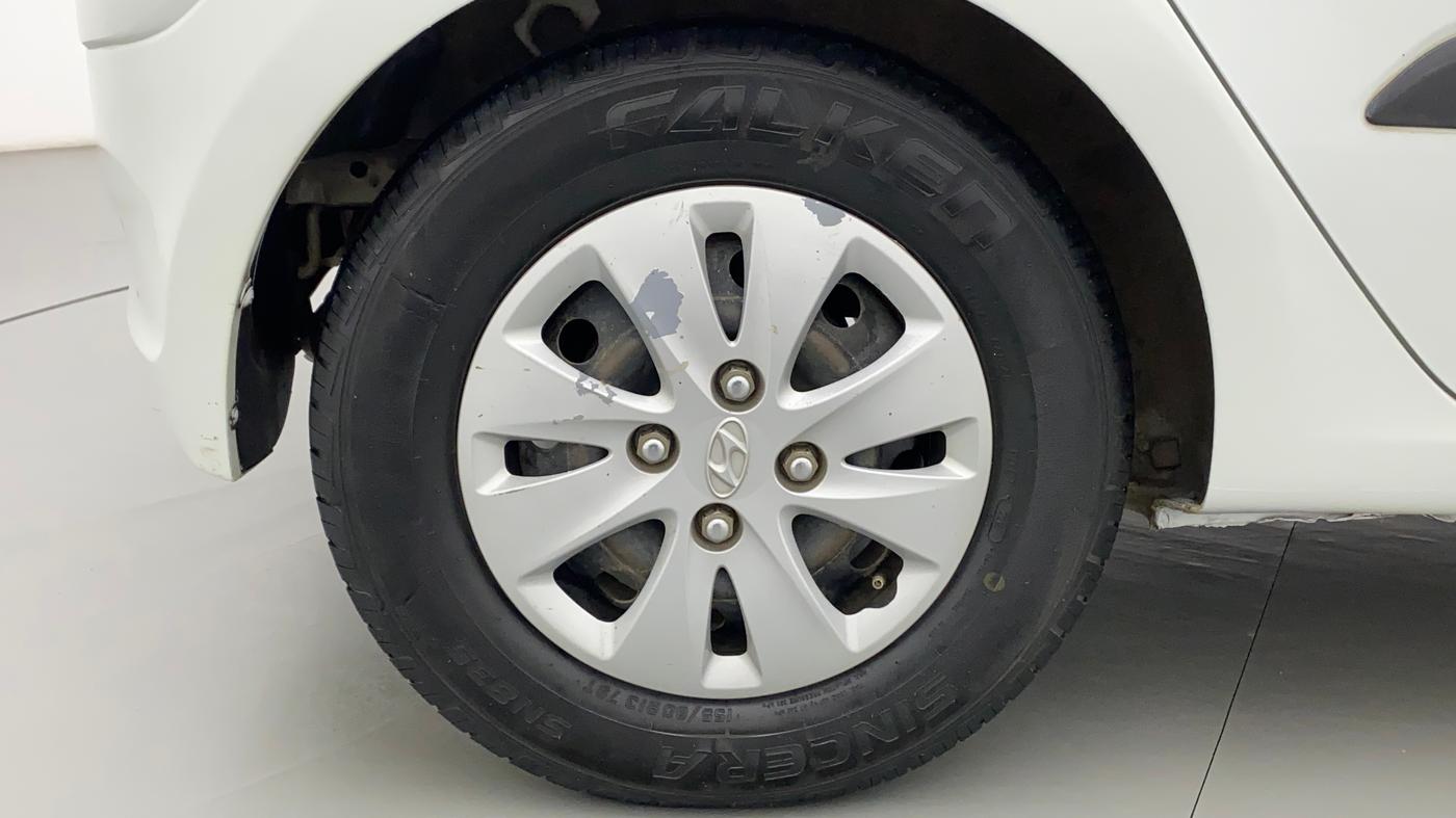 2012 Hyundai i10 MAGNA 1.1, CNG, Manual, 91,448 km, Right Rear Wheel
