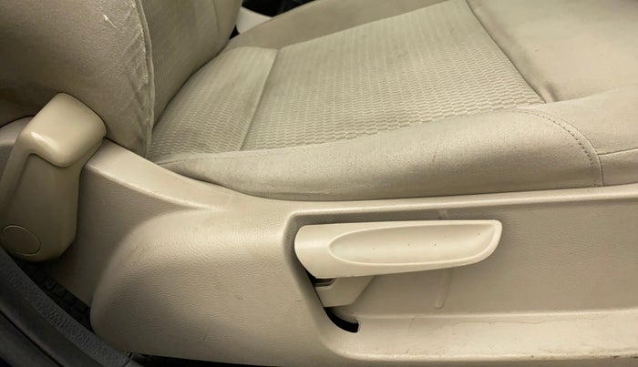 2013 Volkswagen Polo COMFORTLINE 1.2L PETROL, Petrol, Manual, 29,078 km, Driver Side Adjustment Panel