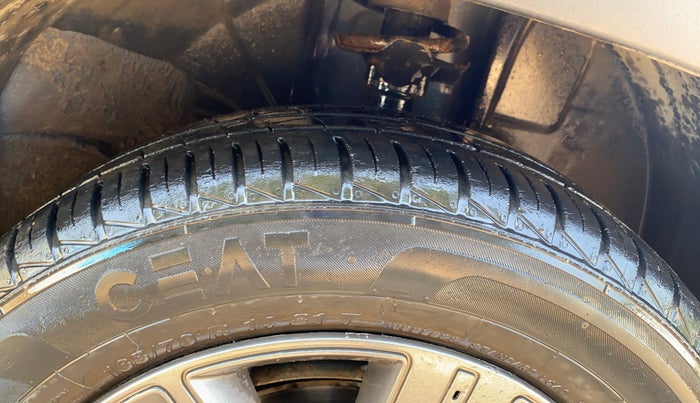 2020 Renault Kwid CLIMBER 1.0 (O), Petrol, Manual, 35,206 km, Right Front Tyre Tread