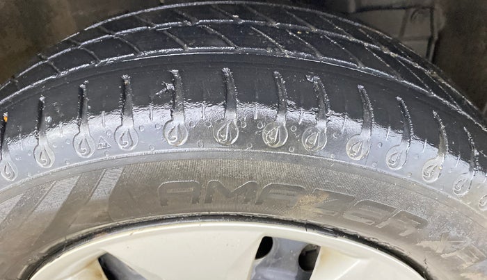 2020 Maruti New Wagon-R ZXI 1.2 AMT, Petrol, Automatic, 62,279 km, Right Front Tyre Tread