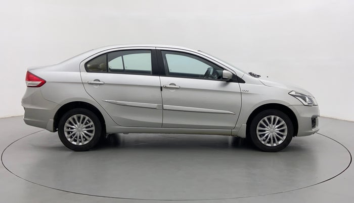 2016 Maruti Ciaz VXI PLUS, Petrol, Manual, 35,554 km, Right Side