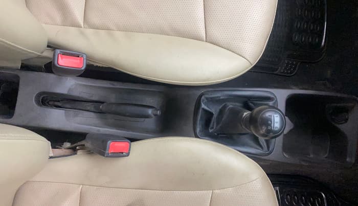 2018 Hyundai Eon MAGNA +, Petrol, Manual, 55,171 km, Gear Lever