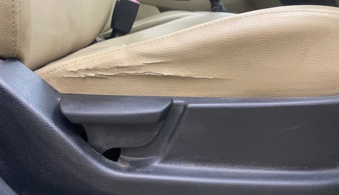2018 Hyundai Eon MAGNA +, Petrol, Manual, 55,171 km, Driver Side Adjustment Panel