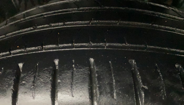 2022 Toyota Glanza G E-CNG, CNG, Manual, 37,562 km, Left Rear Tyre Tread