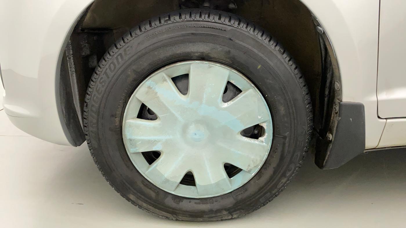 2011 Maruti Swift Dzire VXI, Petrol, Manual, 59,566 km, Left Front Wheel