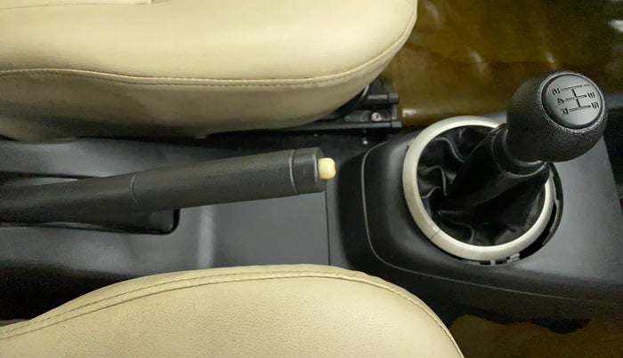 2011 Maruti Swift Dzire VXI, Petrol, Manual, 59,566 km, Gear Lever