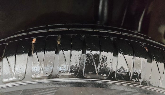 2021 KIA SONET HTK PLUS 1.2, Petrol, Manual, 21,878 km, Left Rear Tyre Tread